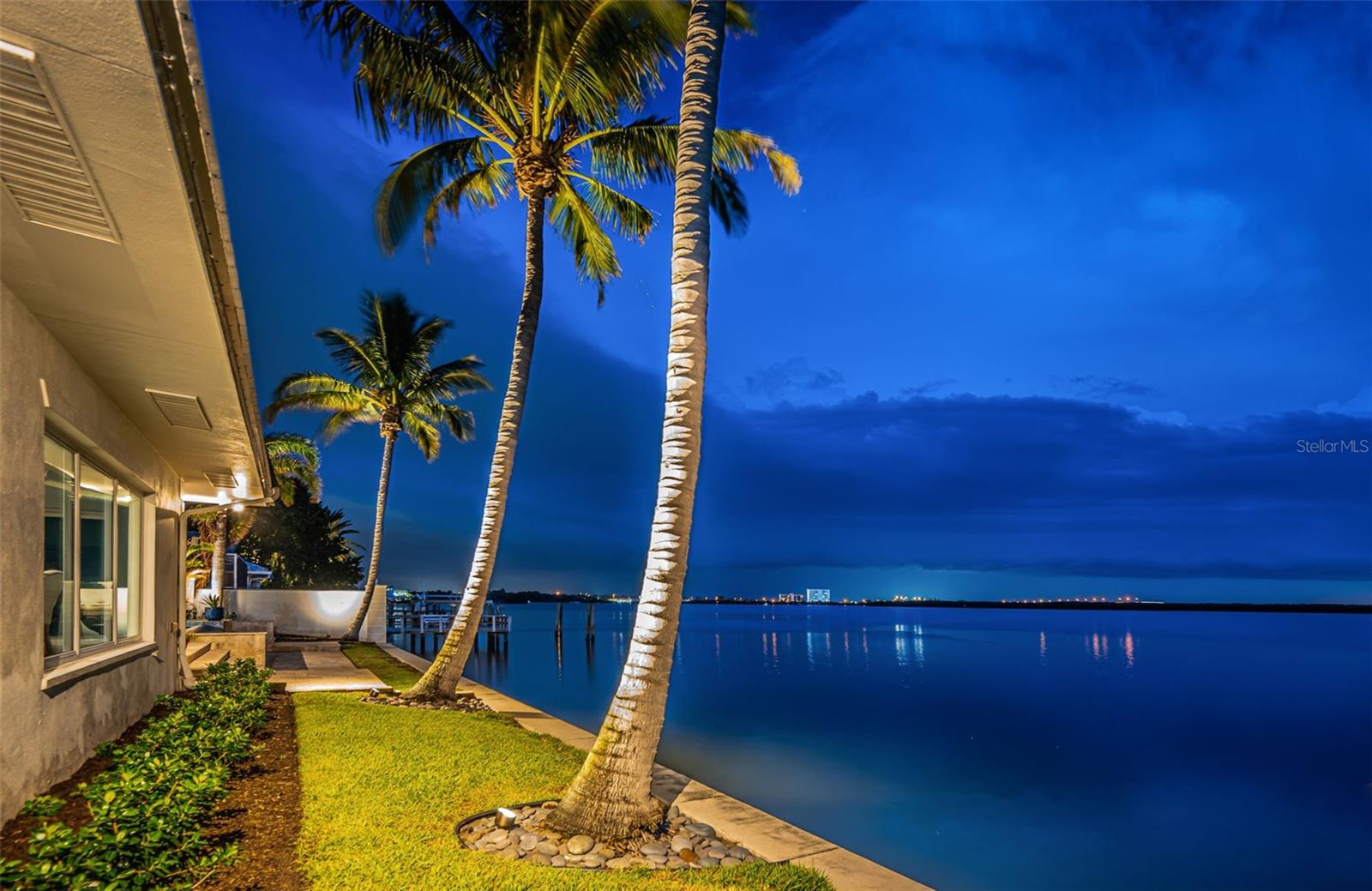 BAYWAY ISLES - Residential