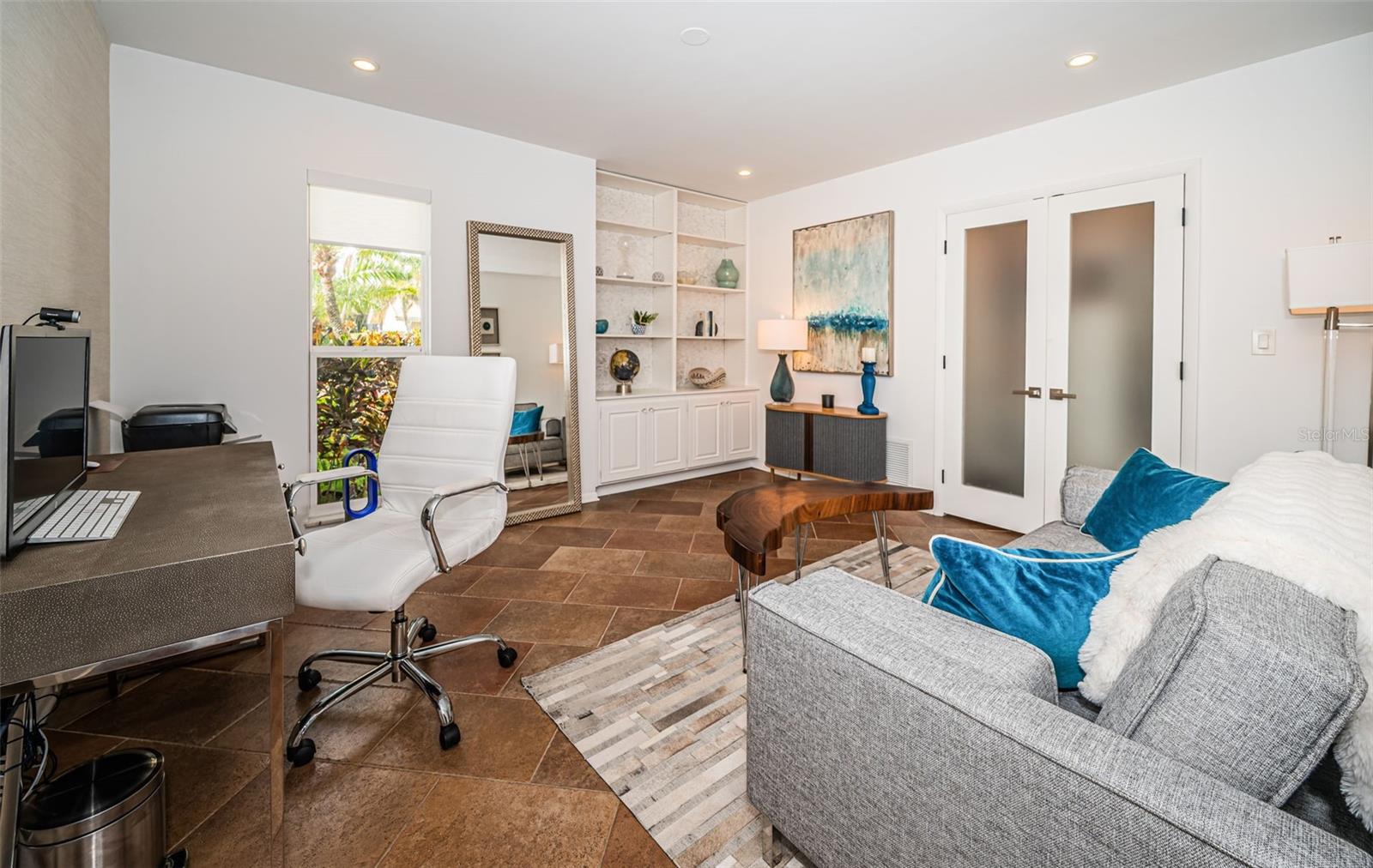 BAYWAY ISLES - Residential