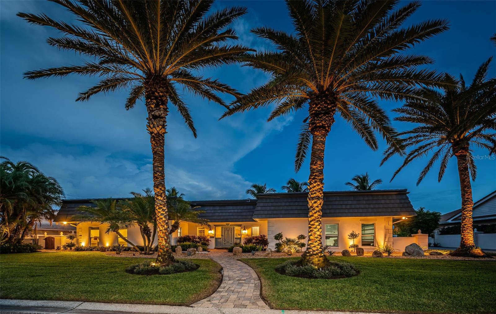 BAYWAY ISLES - Residential