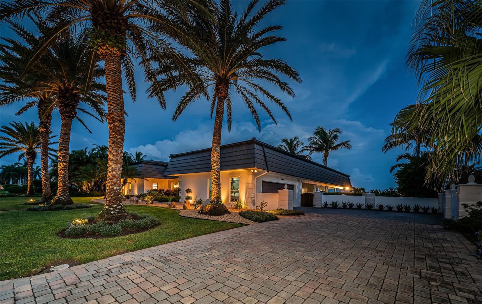 BAYWAY ISLES - Residential