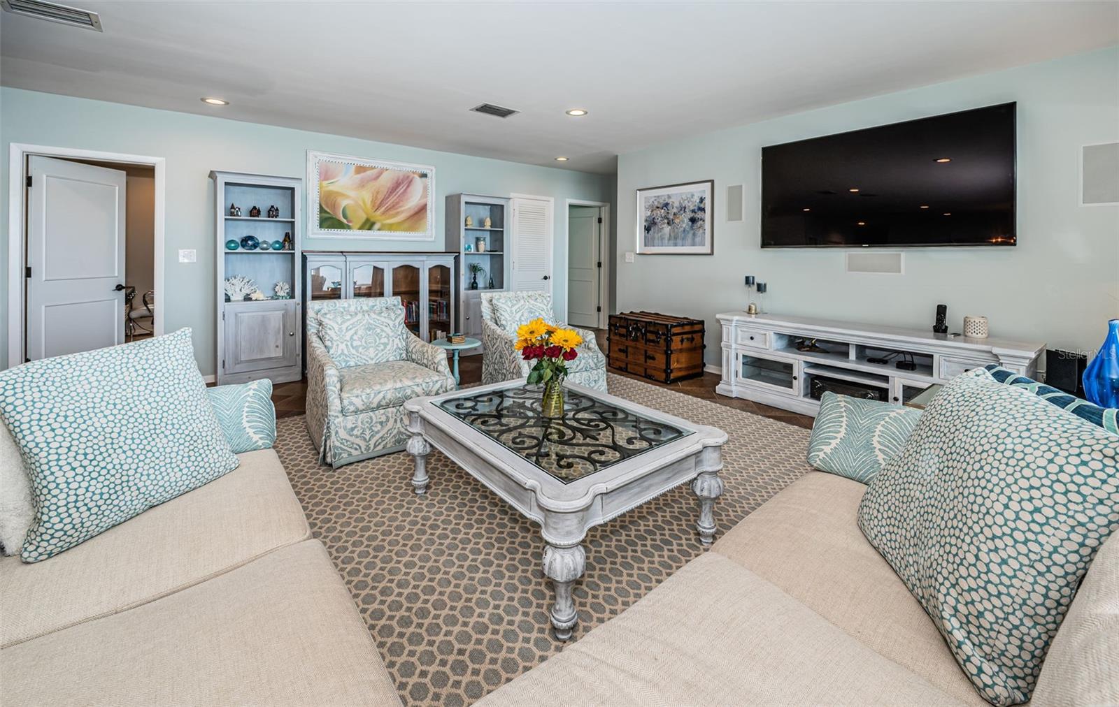 BAYWAY ISLES - Residential