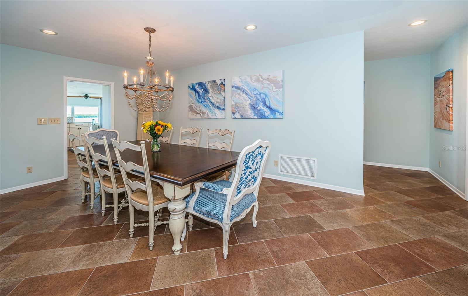 BAYWAY ISLES - Residential