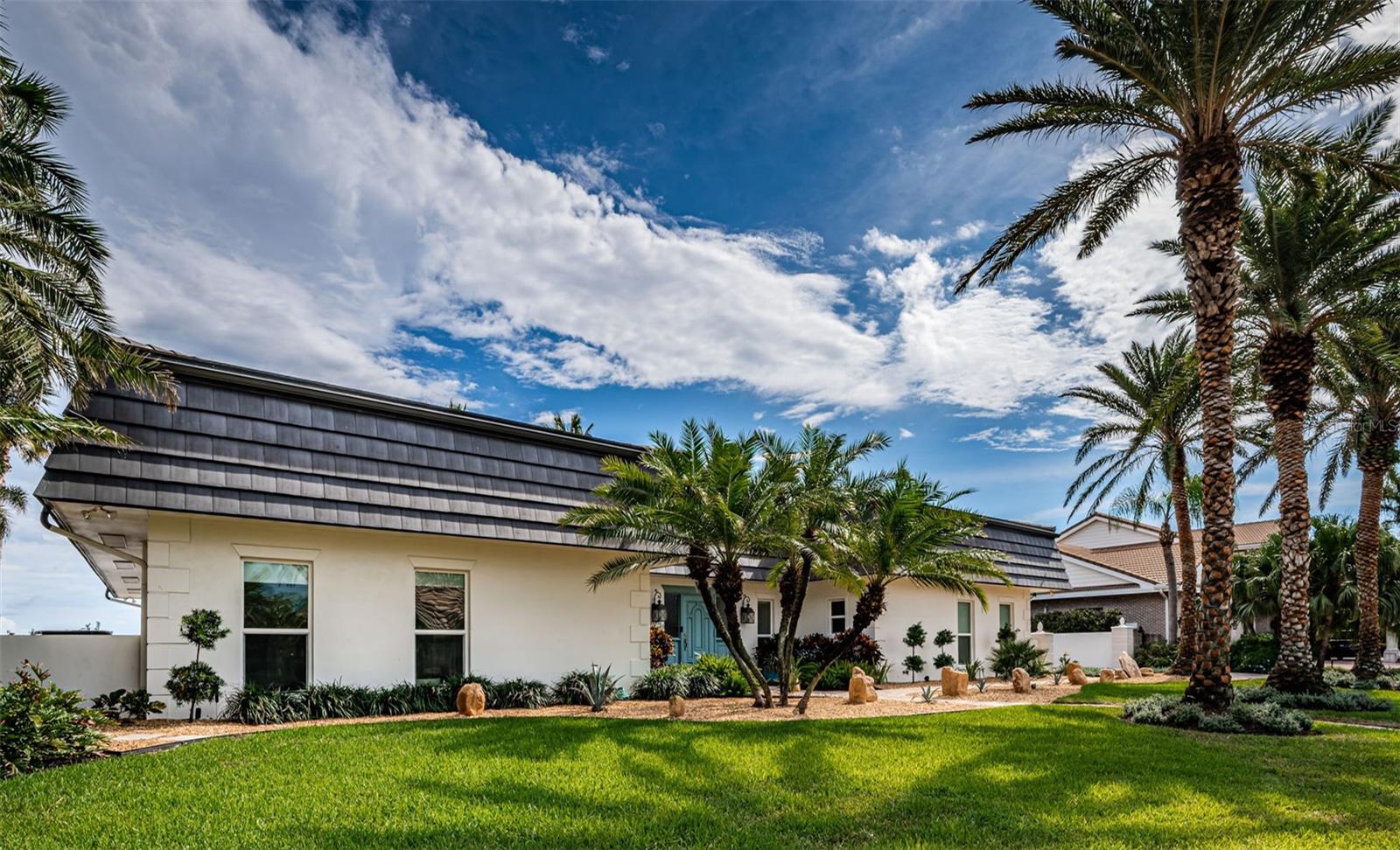 BAYWAY ISLES - Residential