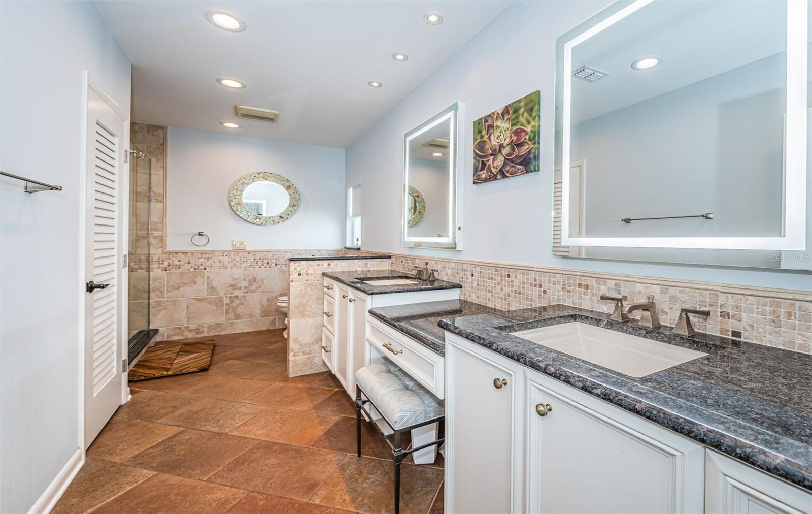 BAYWAY ISLES - Residential