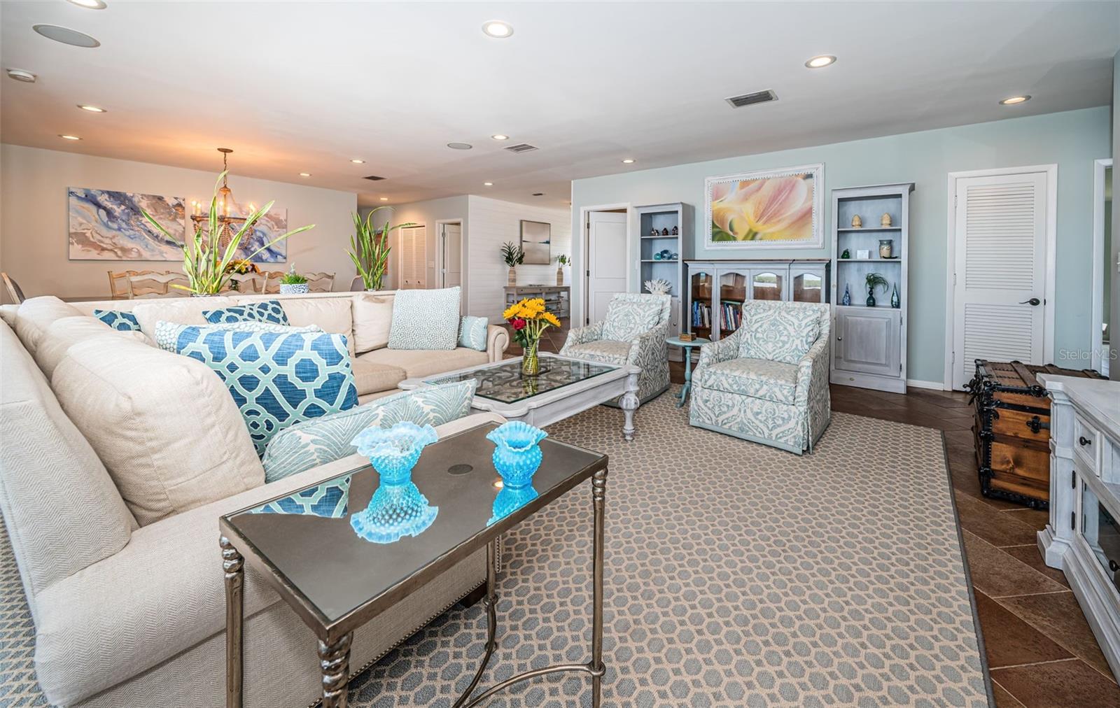 BAYWAY ISLES - Residential