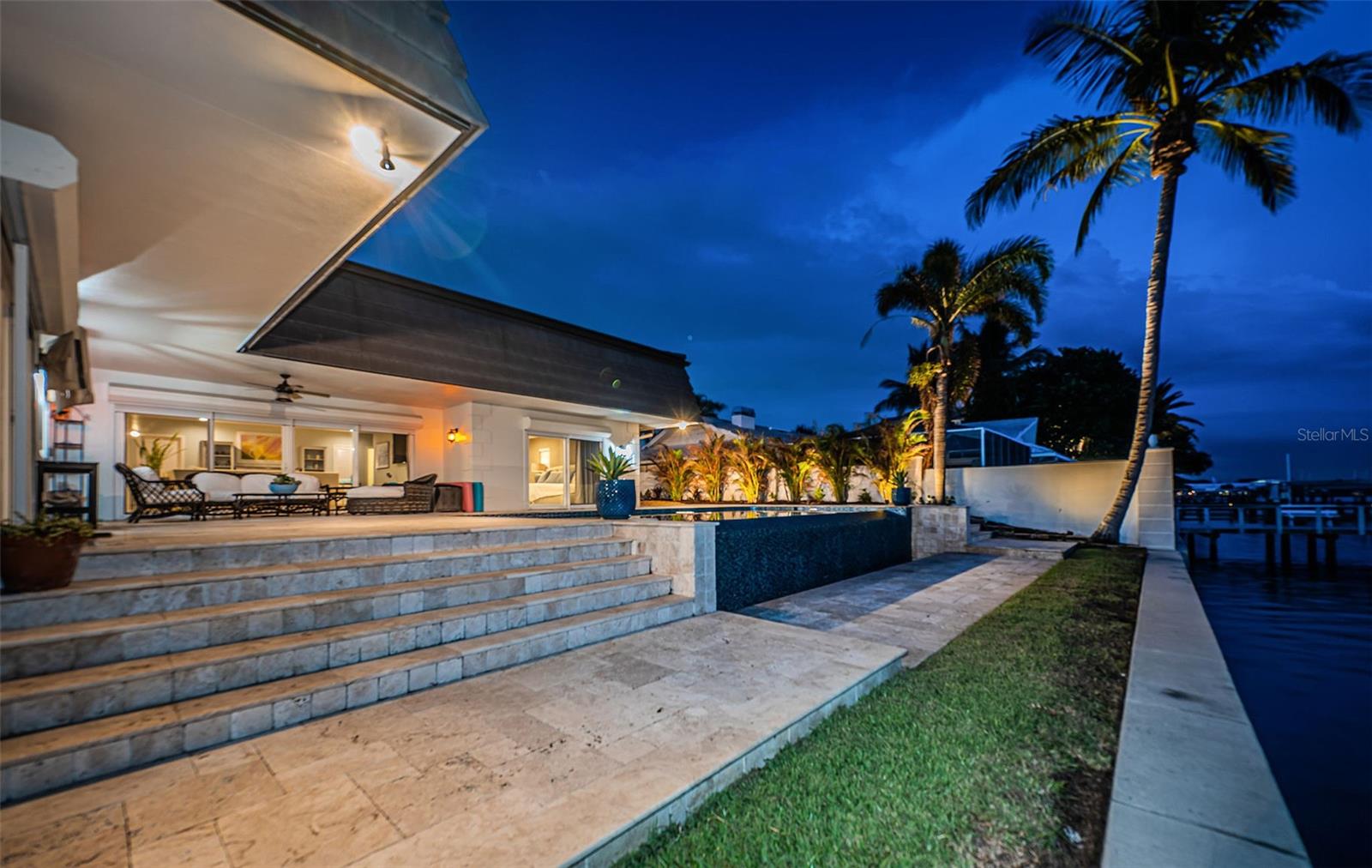 BAYWAY ISLES - Residential