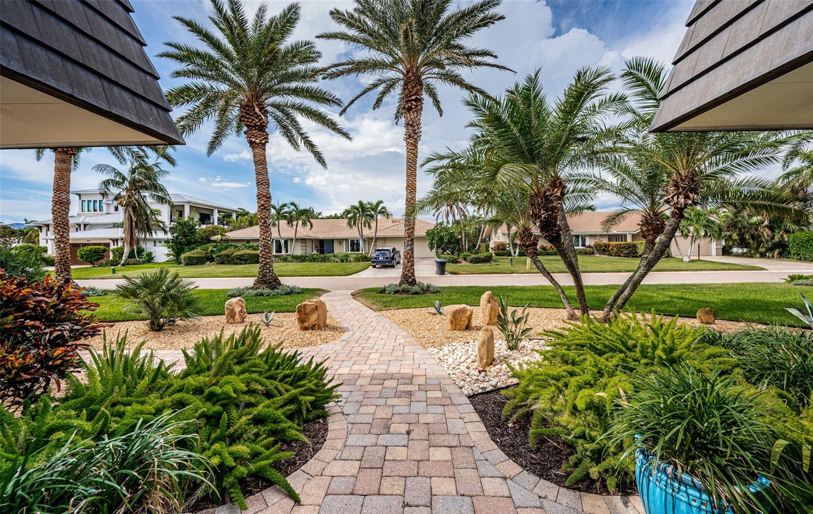 BAYWAY ISLES - Residential