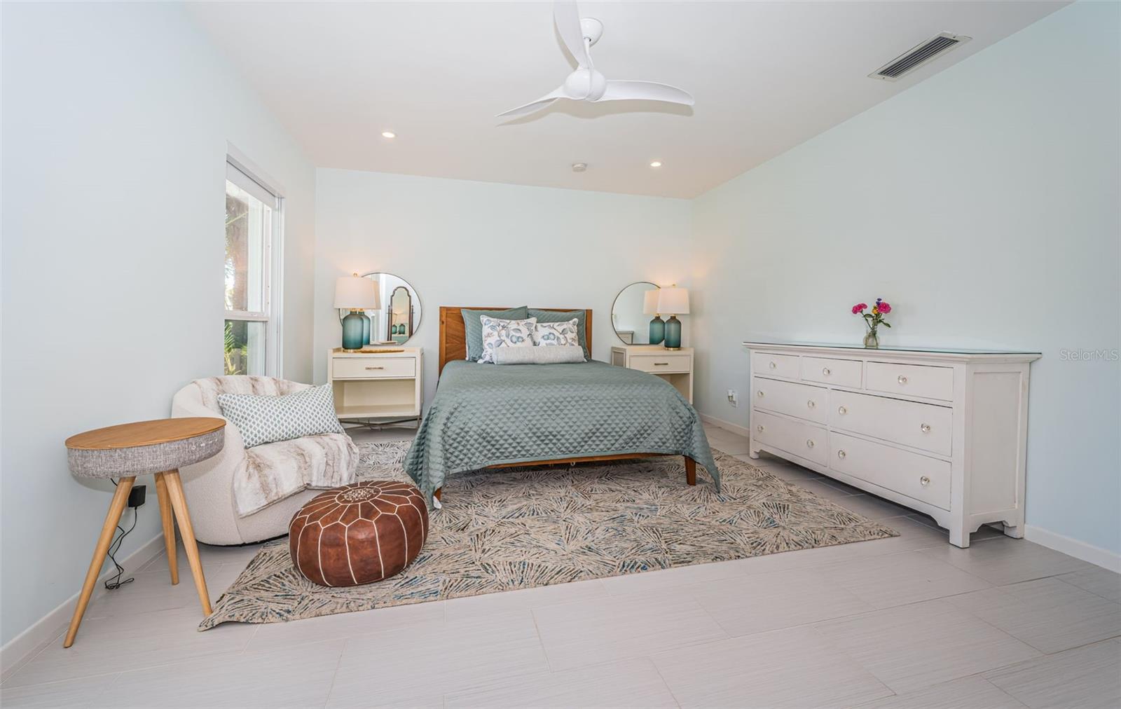 BAYWAY ISLES - Residential