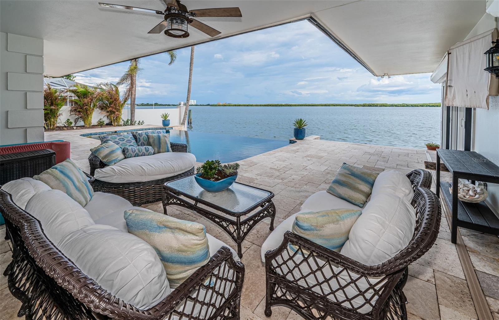 BAYWAY ISLES - Residential