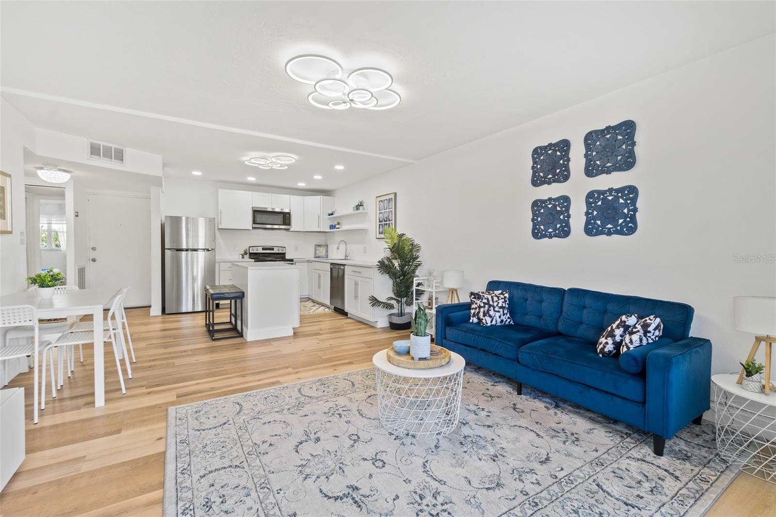 COLUMBIAD PLAZA SUB - Residential