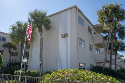 Photo of 223 Columbia Drive #214, Cape Canaveral, FL 32920 (MLS # O6405026)