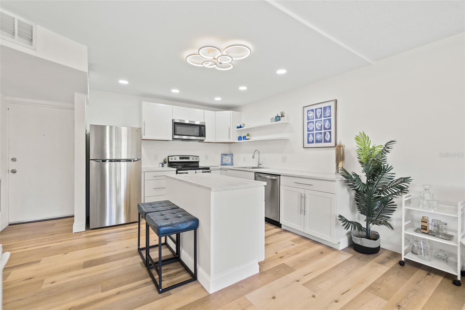 COLUMBIAD PLAZA SUB - Residential