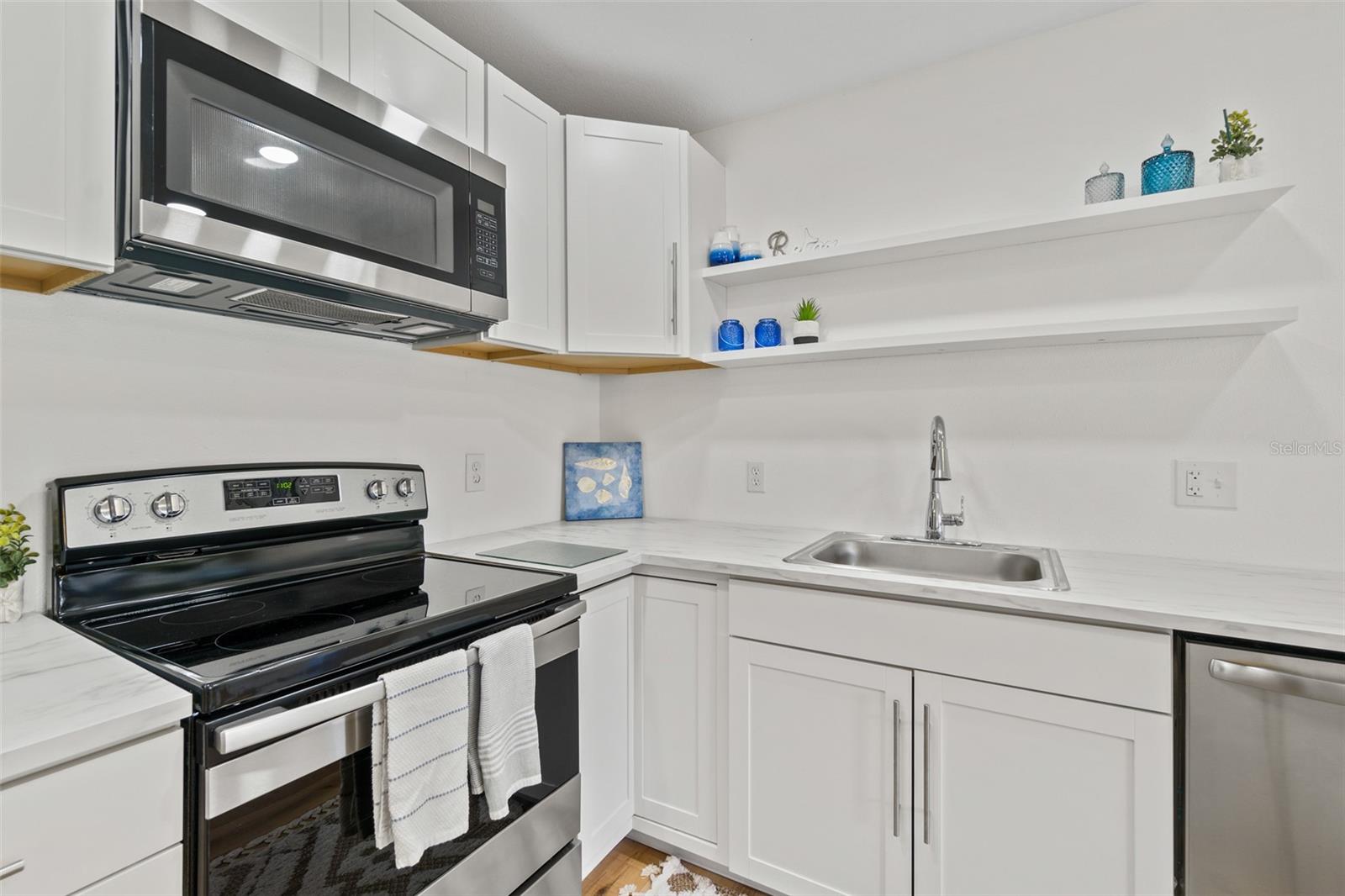 COLUMBIAD PLAZA SUB - Residential