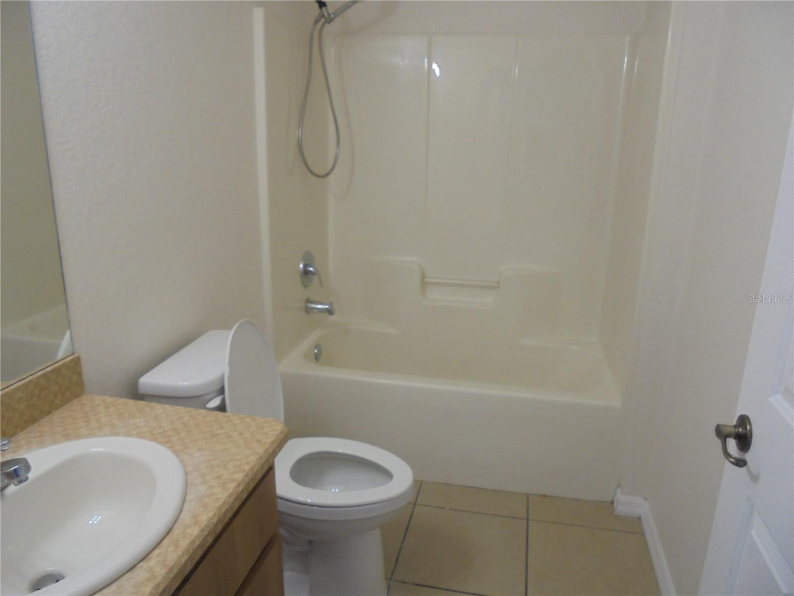 SILVER SPGS SHORES UN 17 - Residential