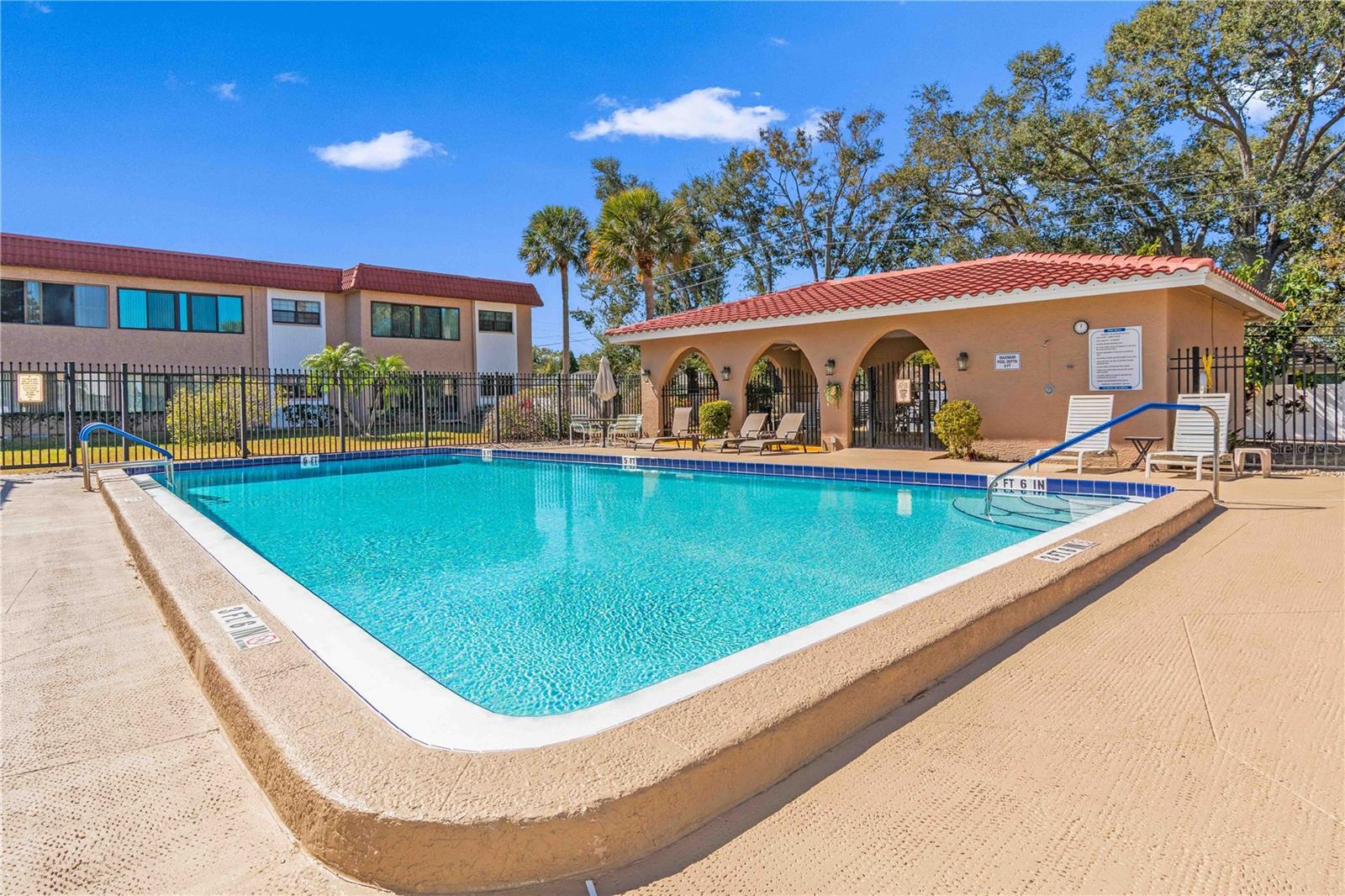 1750 BELLEAIR FOREST DRIVE C7