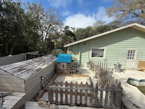 COUNTRY CLUB ESTATES - Residential