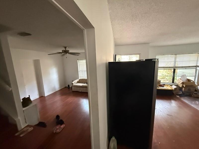 COUNTRY CLUB ESTATES - Residential