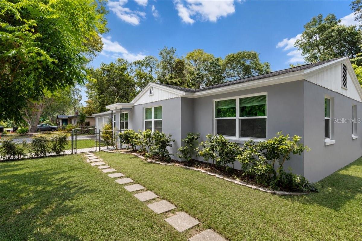 1116 NW 32ND AVENUE