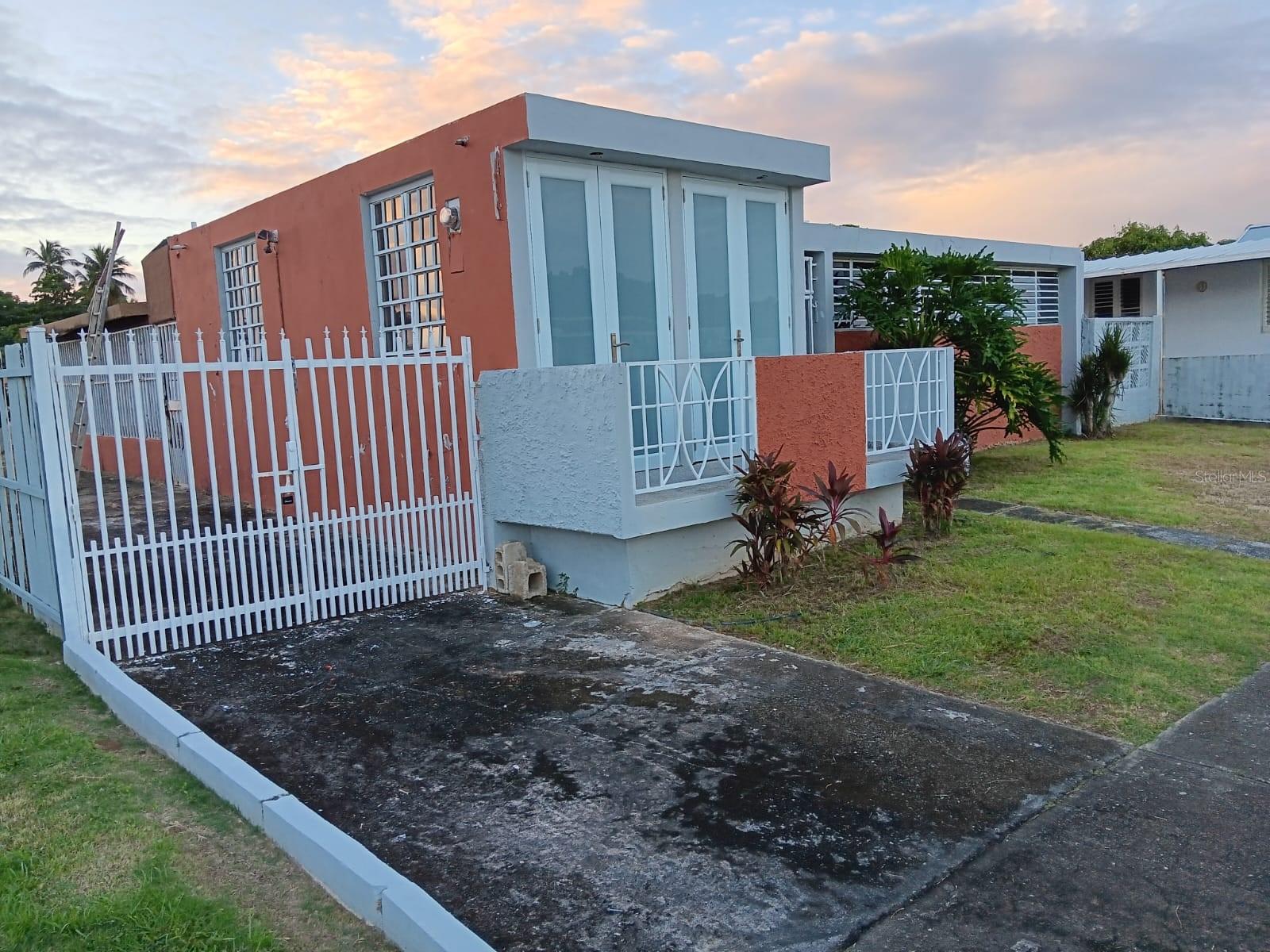 VILLA PALMIRA DEV - Residential