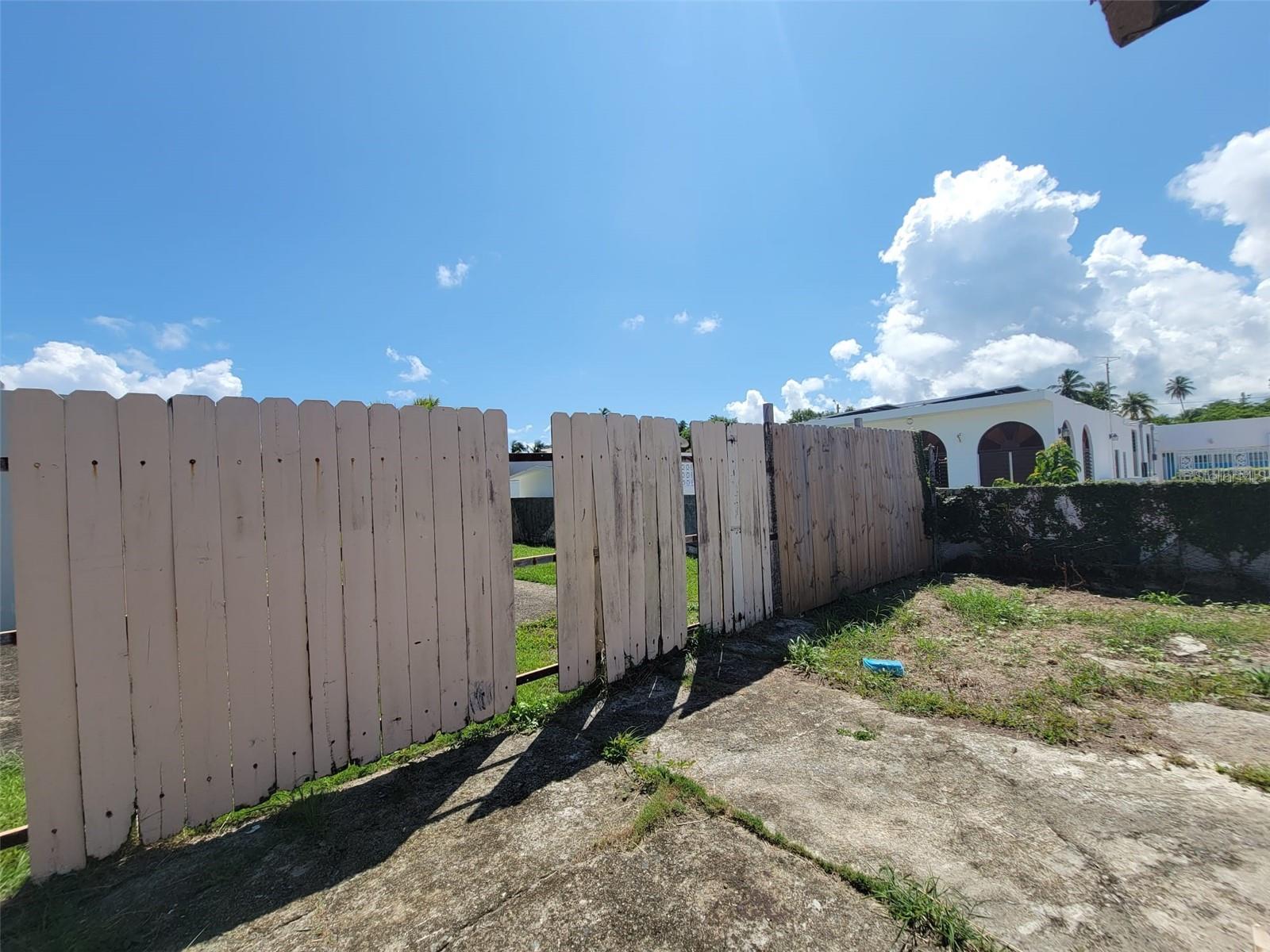 VILLA PALMIRA DEV - Residential