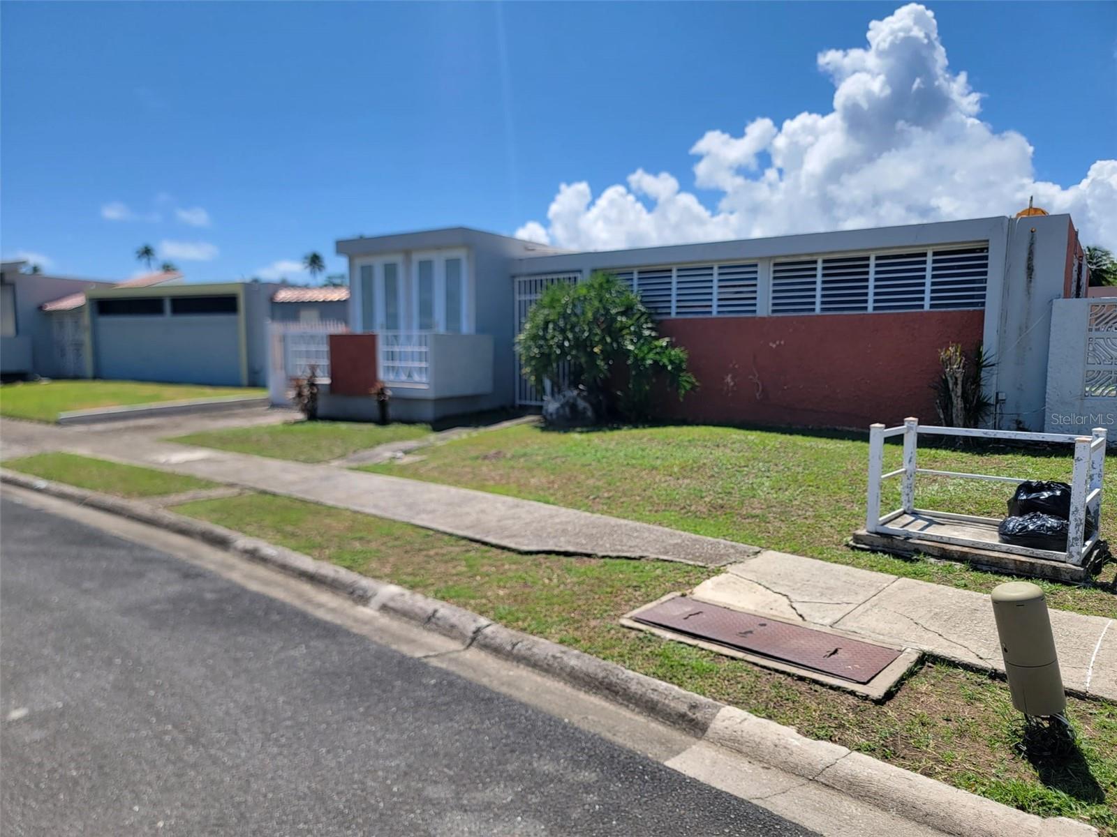 VILLA PALMIRA DEV - Residential