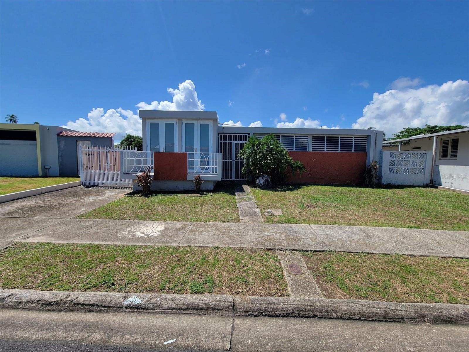 VILLA PALMIRA DEV - Residential