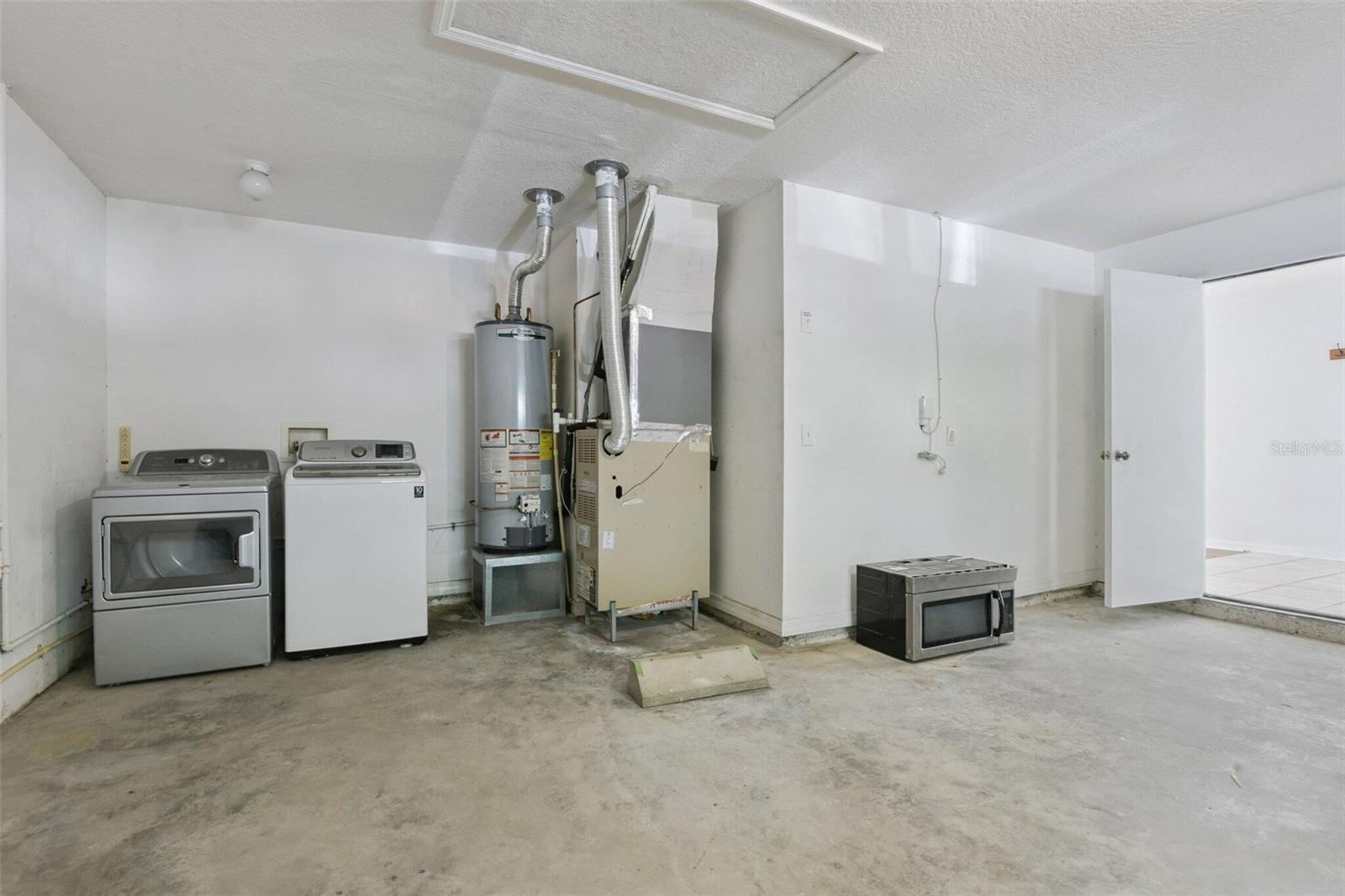 FISHHAWK RANCH PH 2 PRCL - Residential