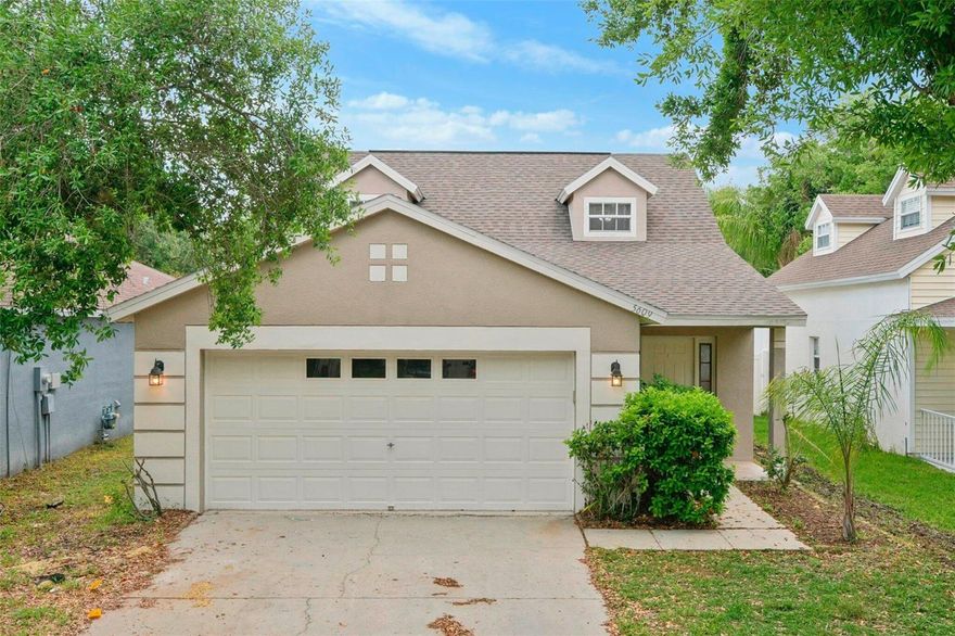STUNNINGLY RENOVATED! This move-in-ready home in the sought-after FishHawk Ranch features a modern, fully updated kitchen and bathrooms. Major upgrades include a 2023 NEW ROOF and a BRAND-NEW backyard fence for ultimate privacy. The spacious open floor plan is bathed in natural light, leading to a private master suite. Step outside to a covered patio and a manicured yard. Prime location with access to top-rated schools, trails, and resort-style amenities. Don't miss this gem!