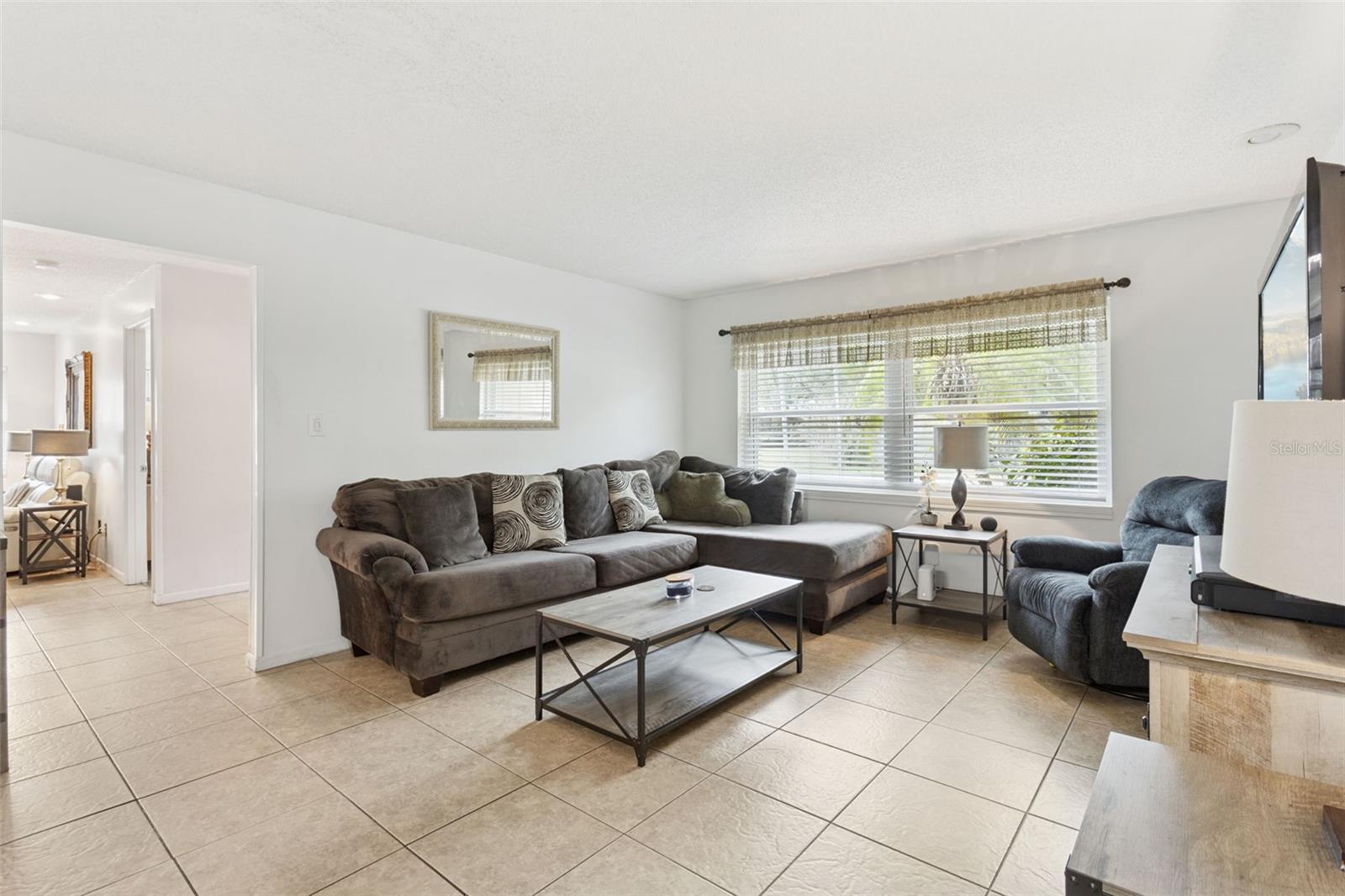 ROLLING OAKS - Residential