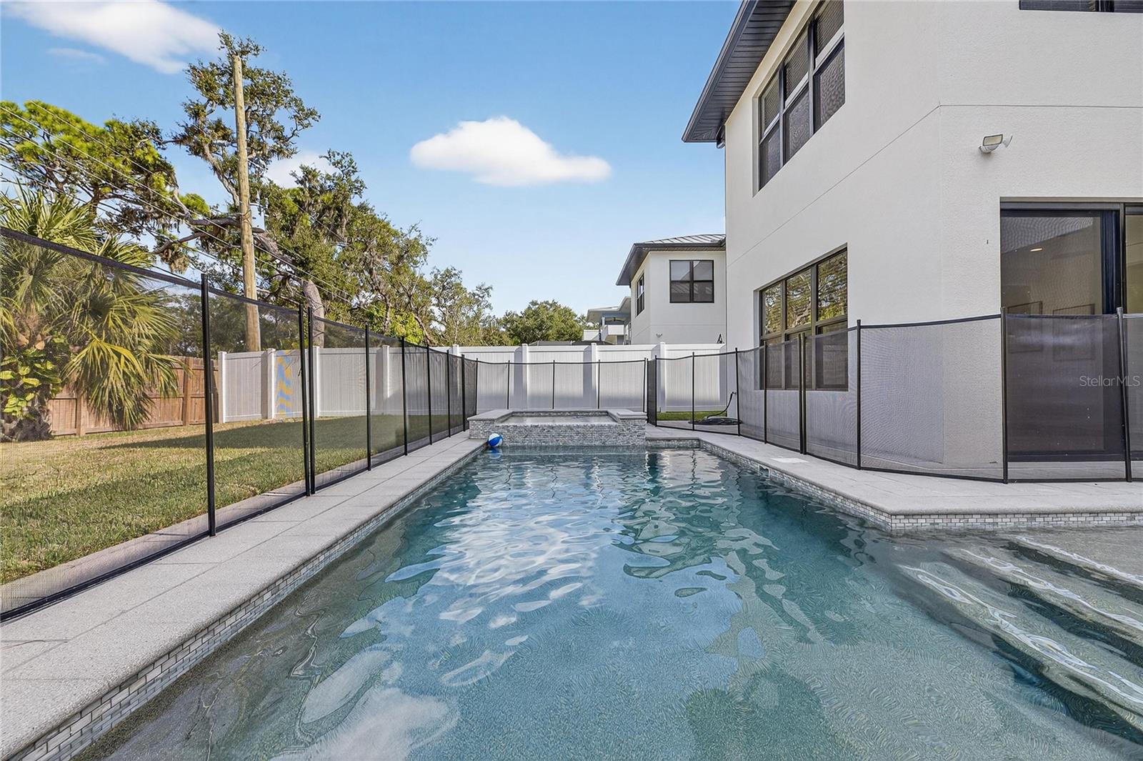 RIDGEWOOD - Residential