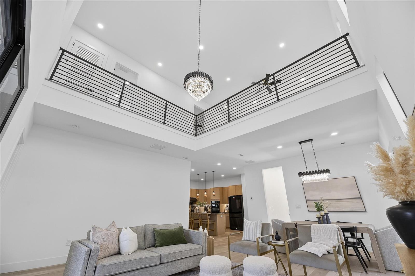 RIDGEWOOD - Residential