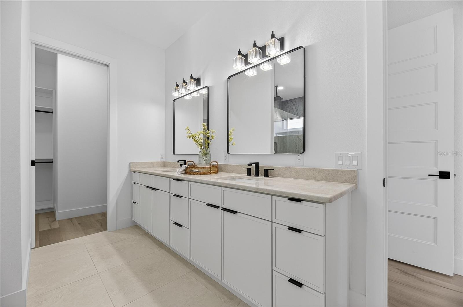 RIDGEWOOD - Residential