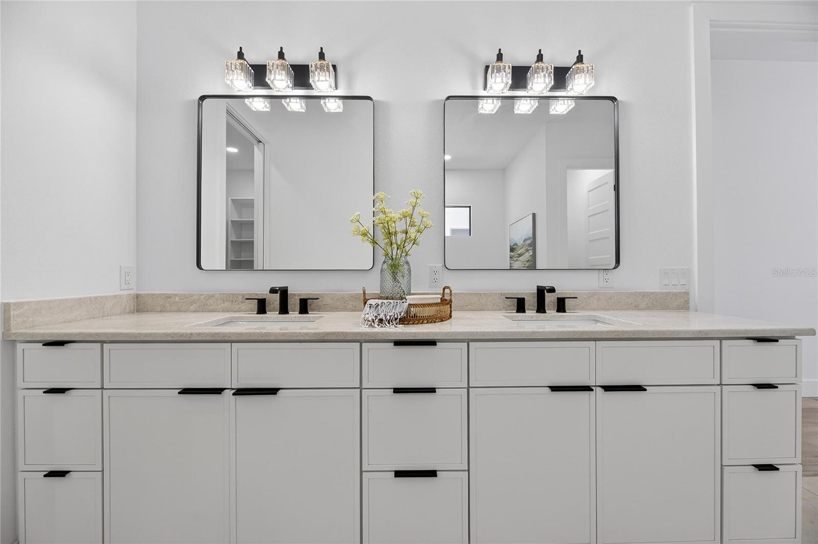 RIDGEWOOD - Residential