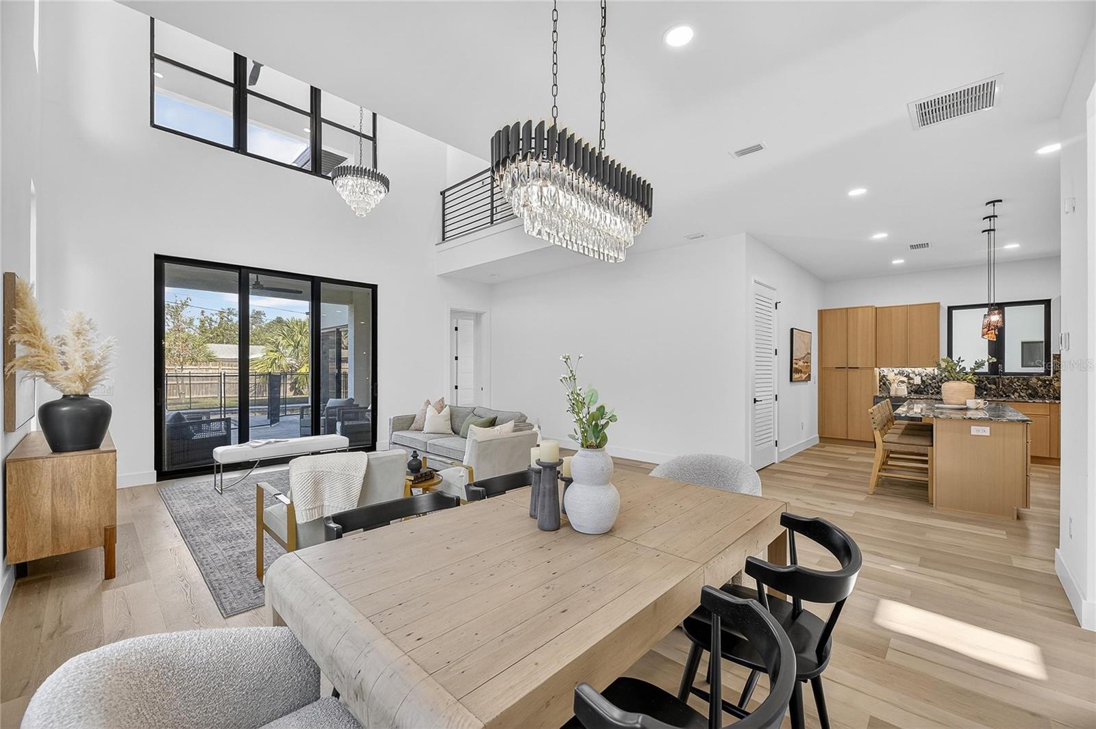 RIDGEWOOD - Residential