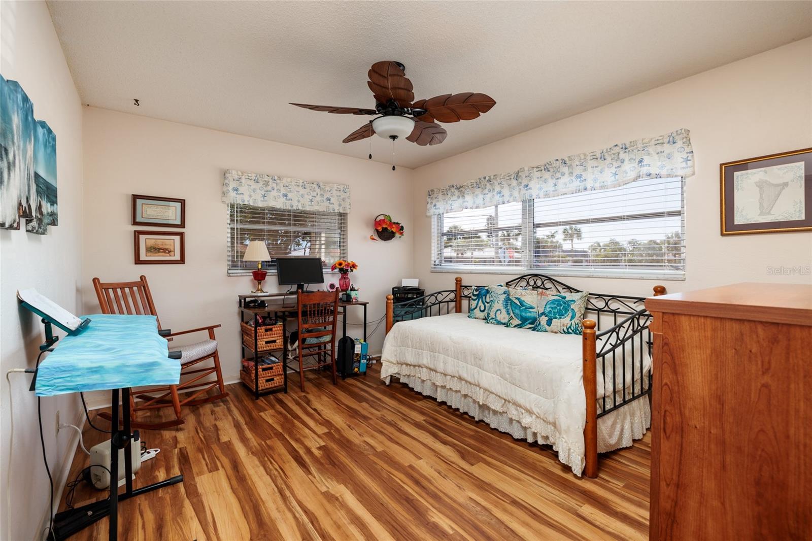 VISTA DEL MAR CONDO - Residential