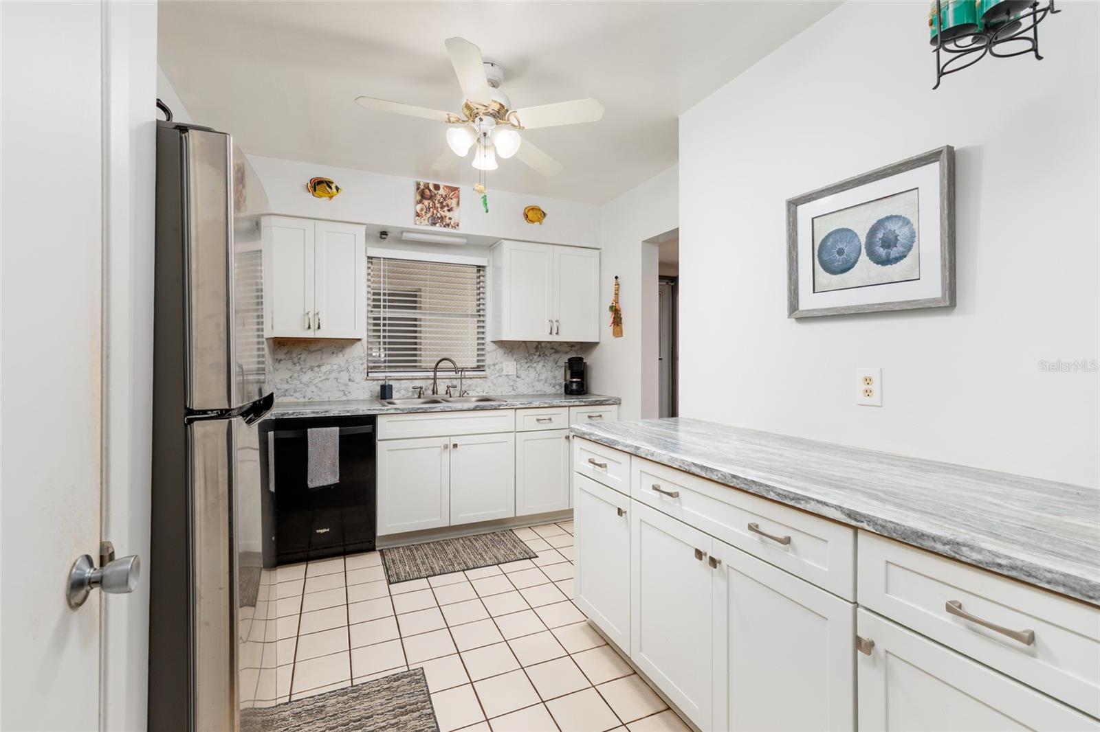 VISTA DEL MAR CONDO - Residential