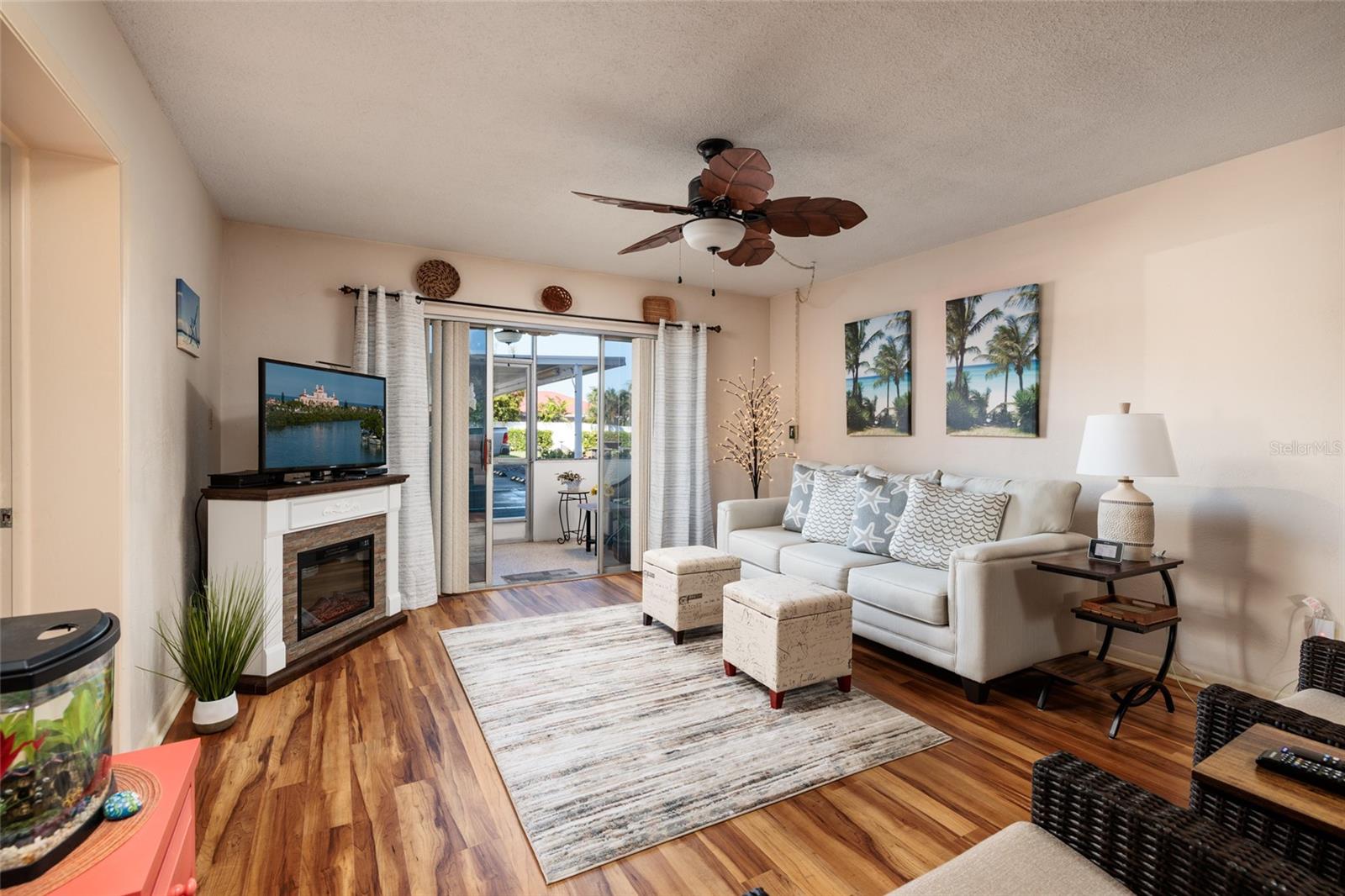 VISTA DEL MAR CONDO - Residential