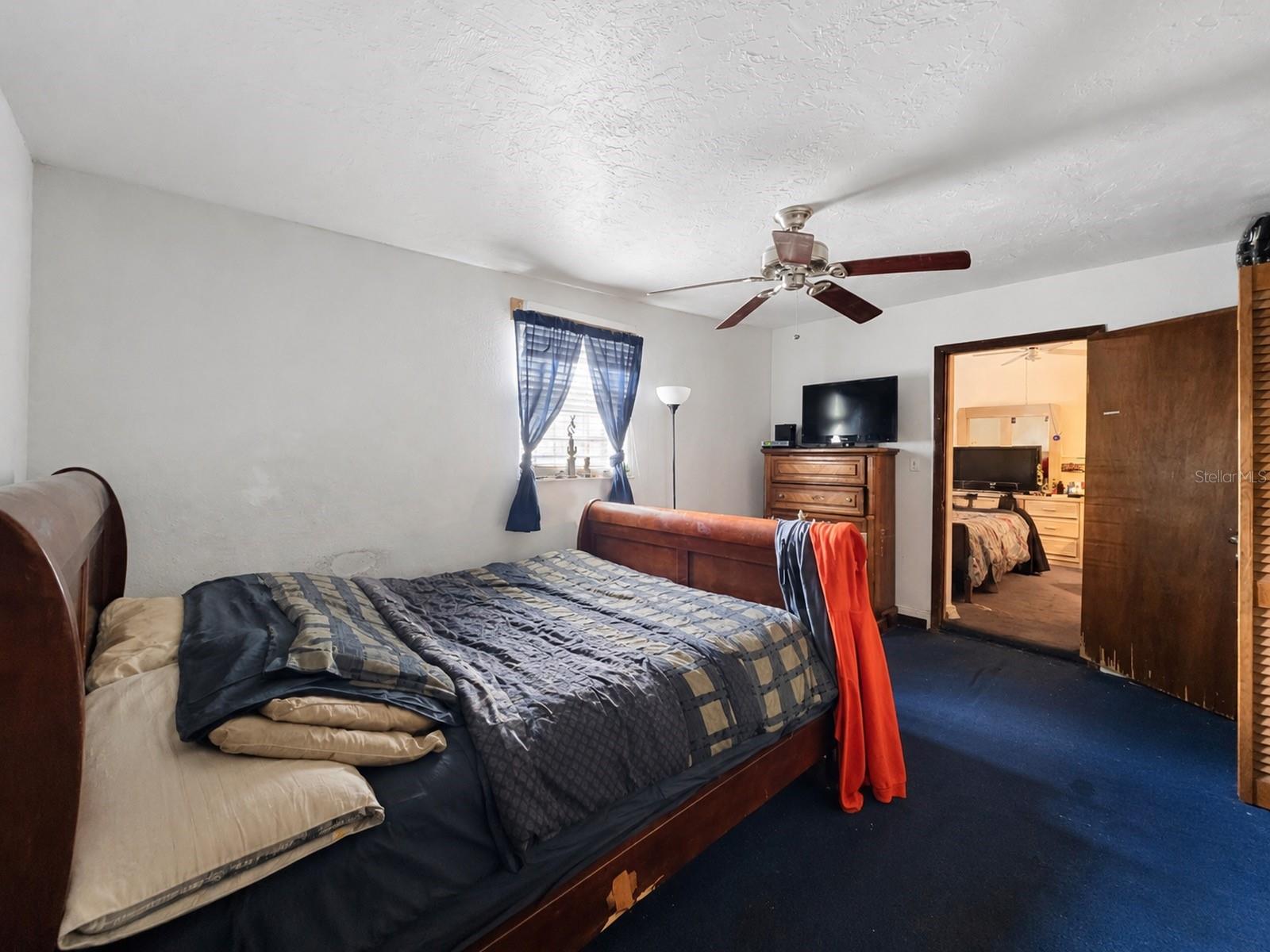 LAKE LAWNE SHORES ANNEX - Residential