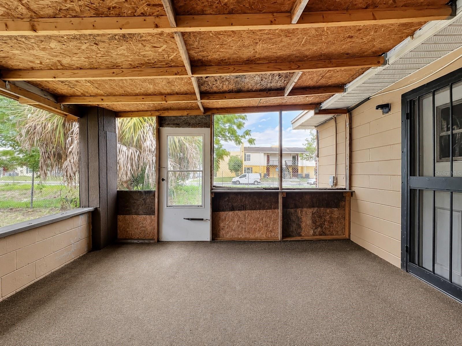 LAKE LAWNE SHORES ANNEX - Residential