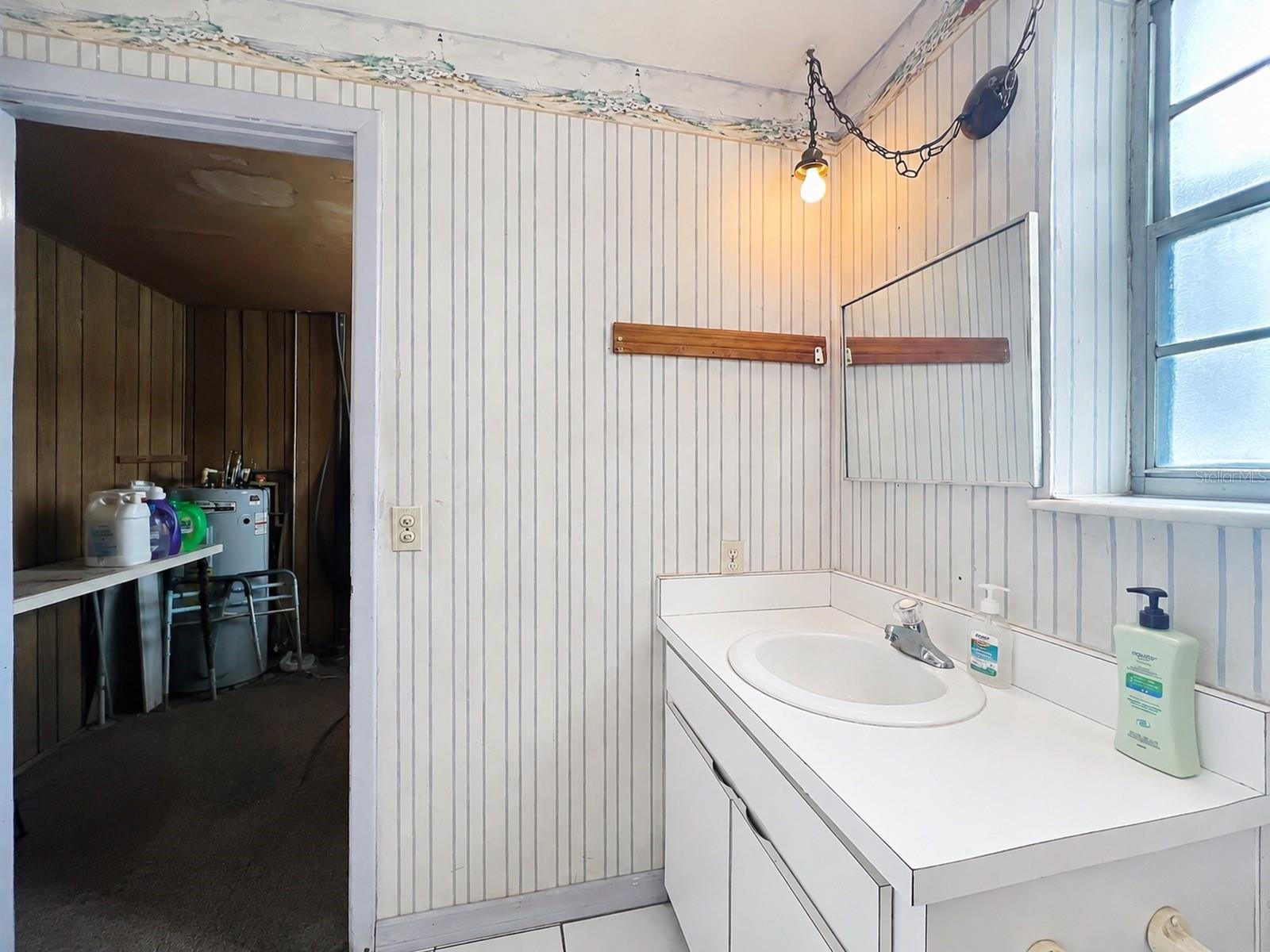 LAKE LAWNE SHORES ANNEX - Residential