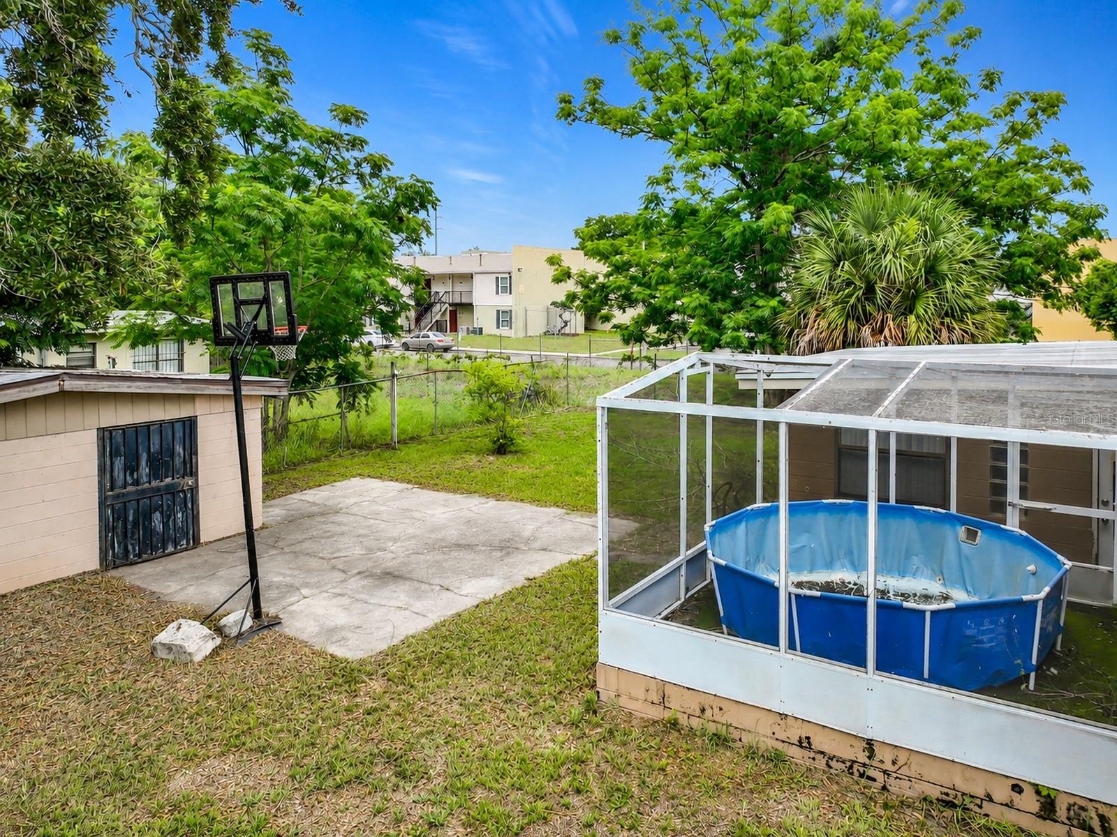 LAKE LAWNE SHORES ANNEX - Residential