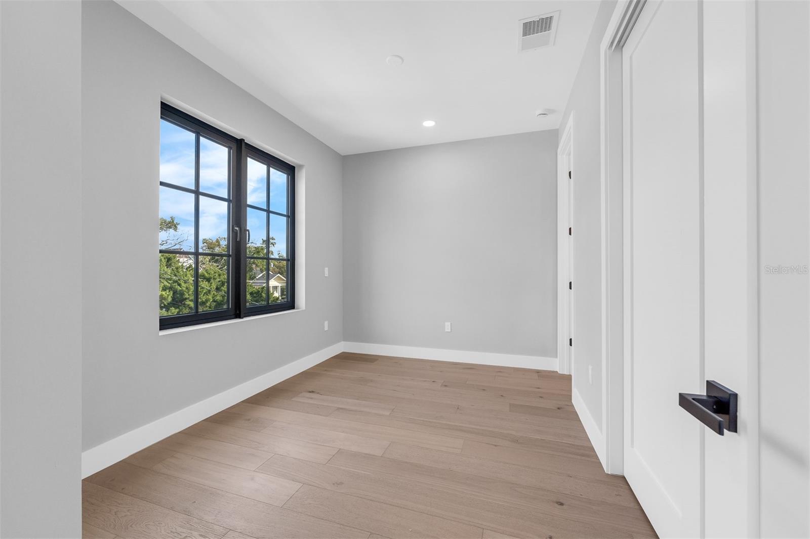 HILLCREST HEIGHTS 2ND ADD - Residential