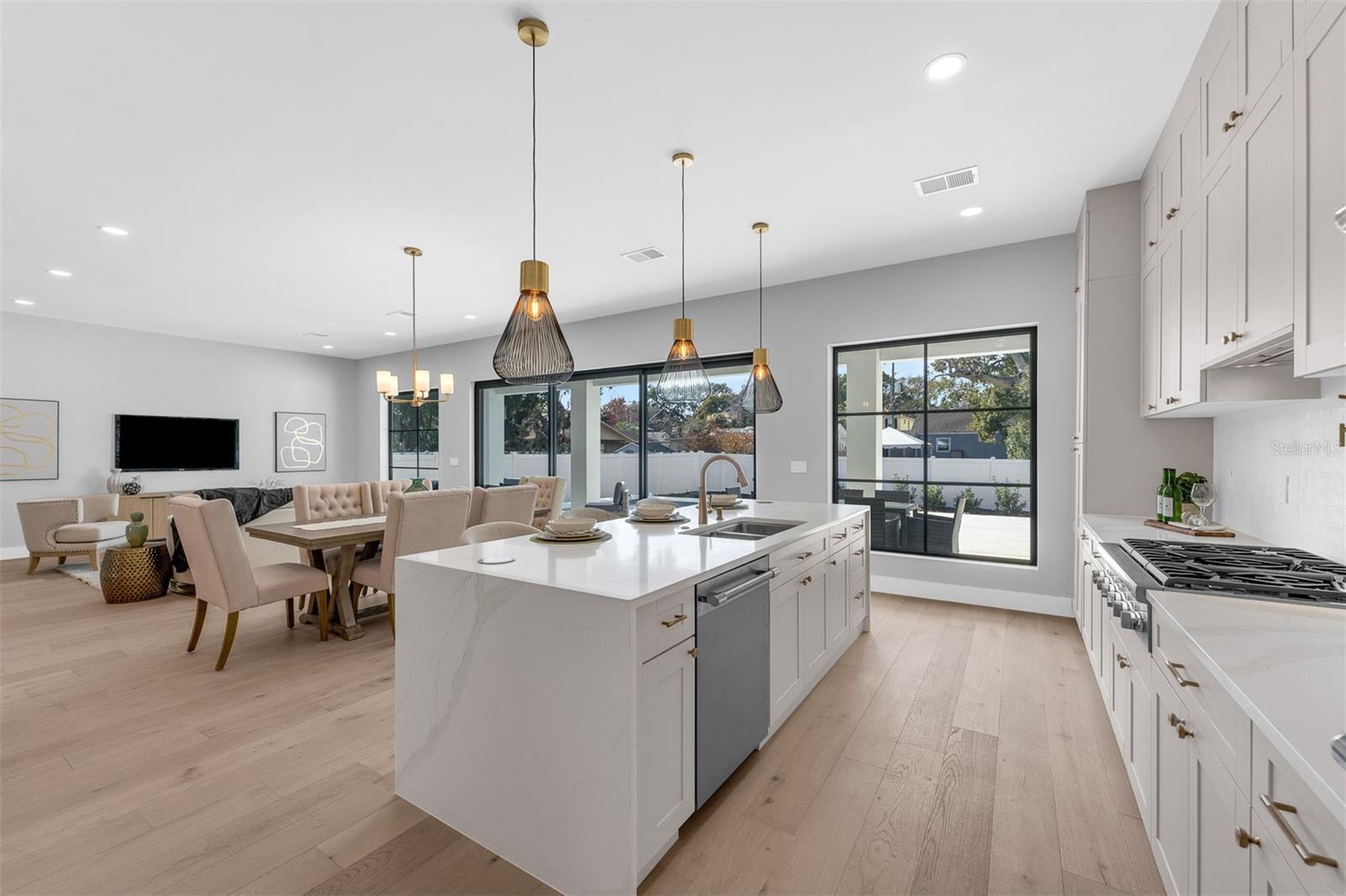 HILLCREST HEIGHTS 2ND ADD - Residential