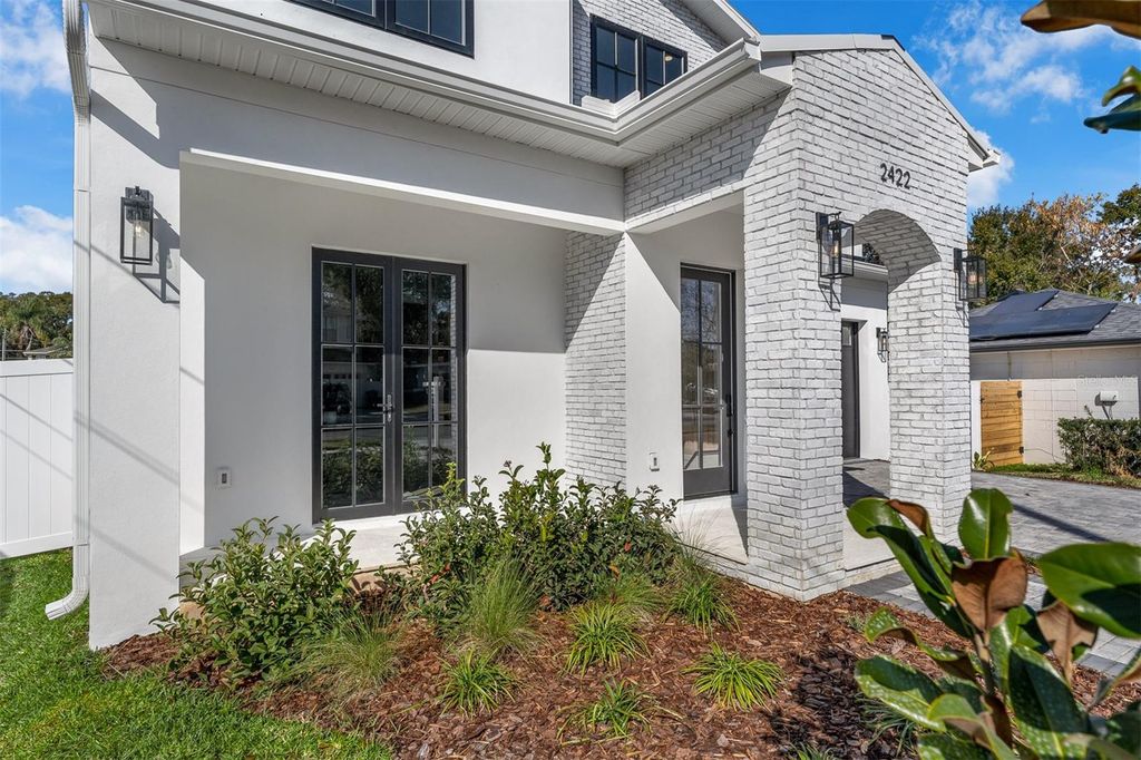 Photo of 2422 Musselwhite Avenue, Orlando, FL 32804 (MLS # O6380300)