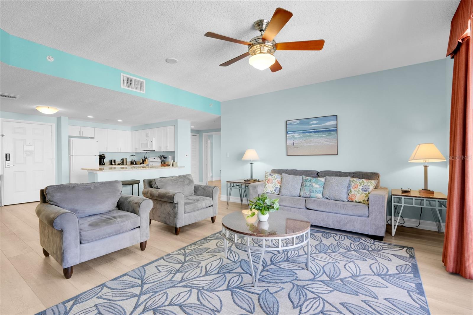 FAIRFIELD DB OCEANWALK 02 - Residential