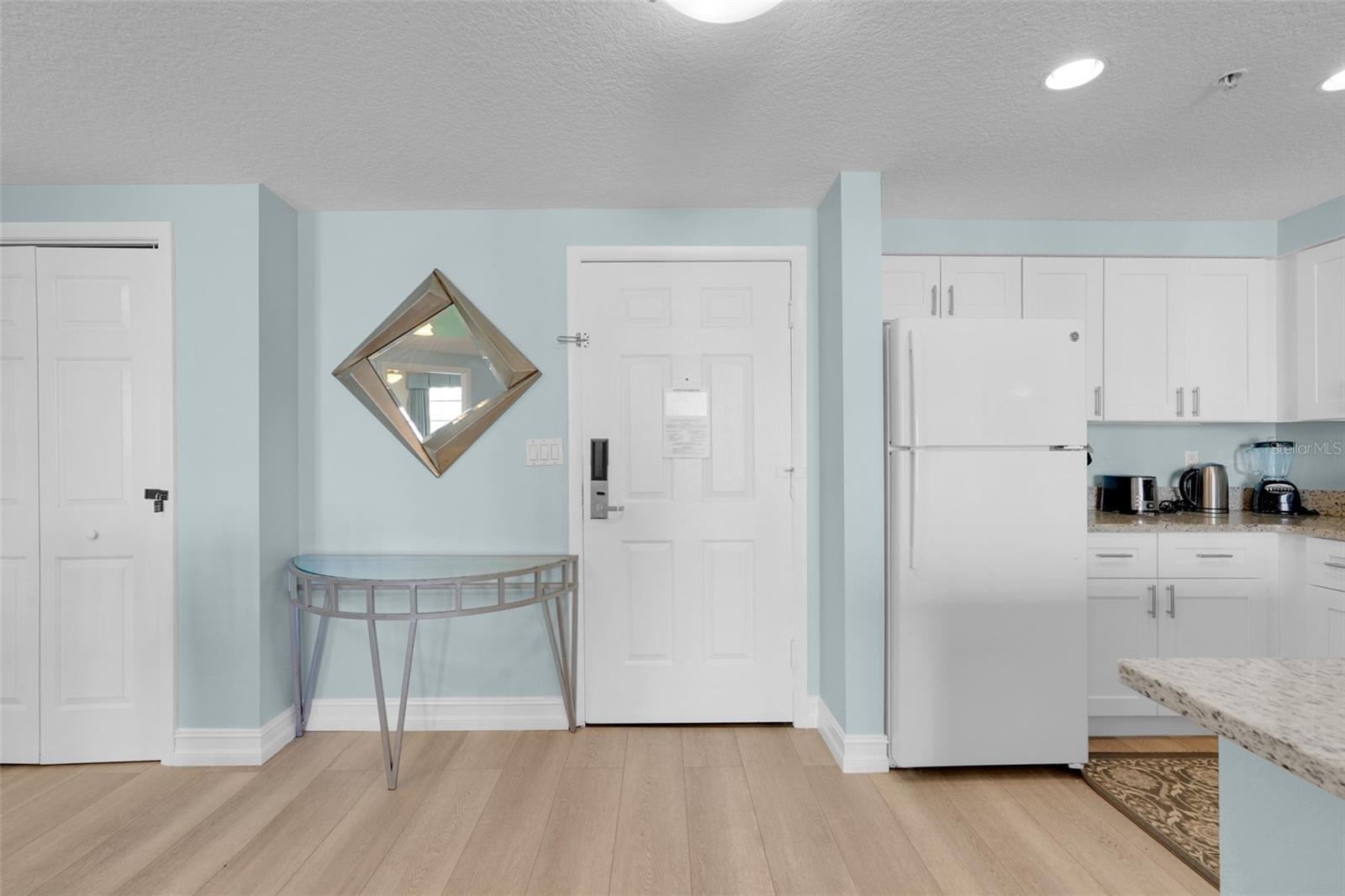 FAIRFIELD DB OCEANWALK 02 - Residential