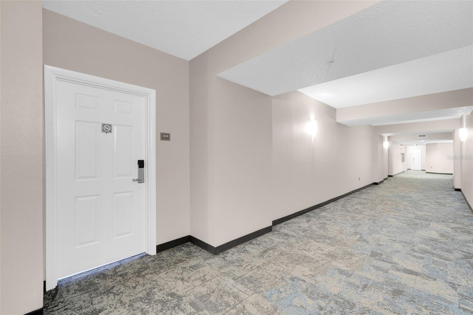 FAIRFIELD DB OCEANWALK 02 - Residential