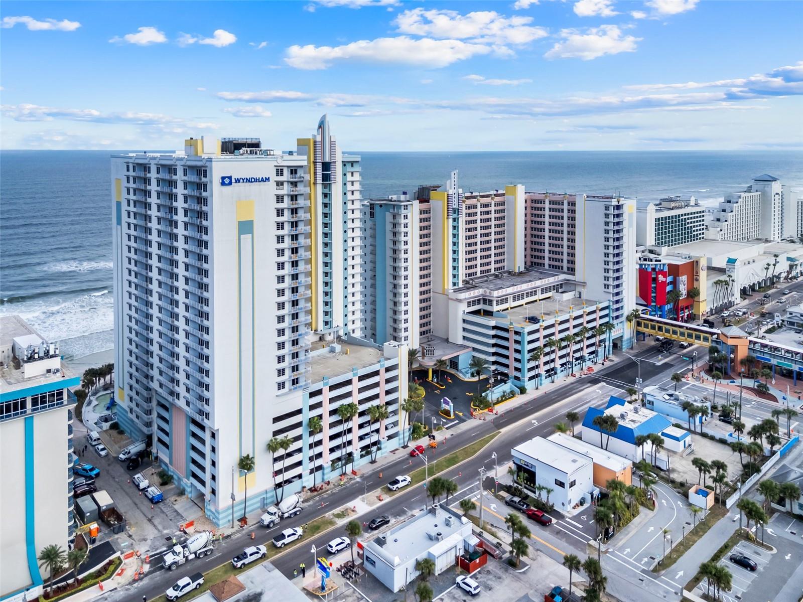 FAIRFIELD DB OCEANWALK 02 - Residential