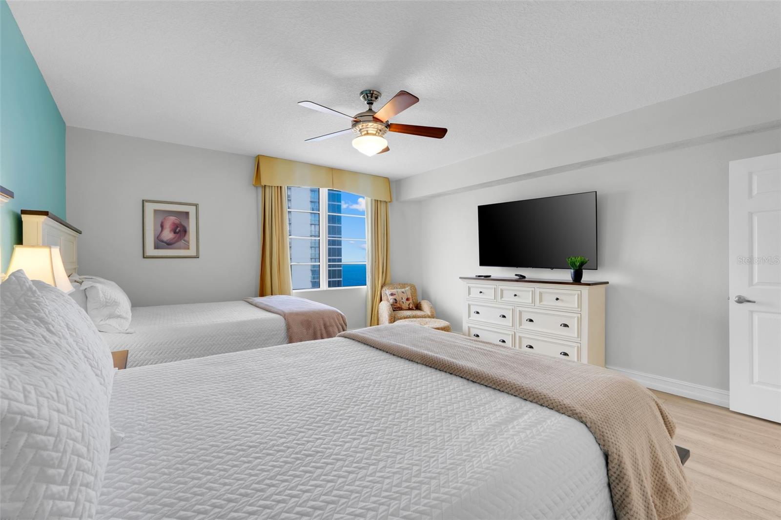 FAIRFIELD DB OCEANWALK 02 - Residential