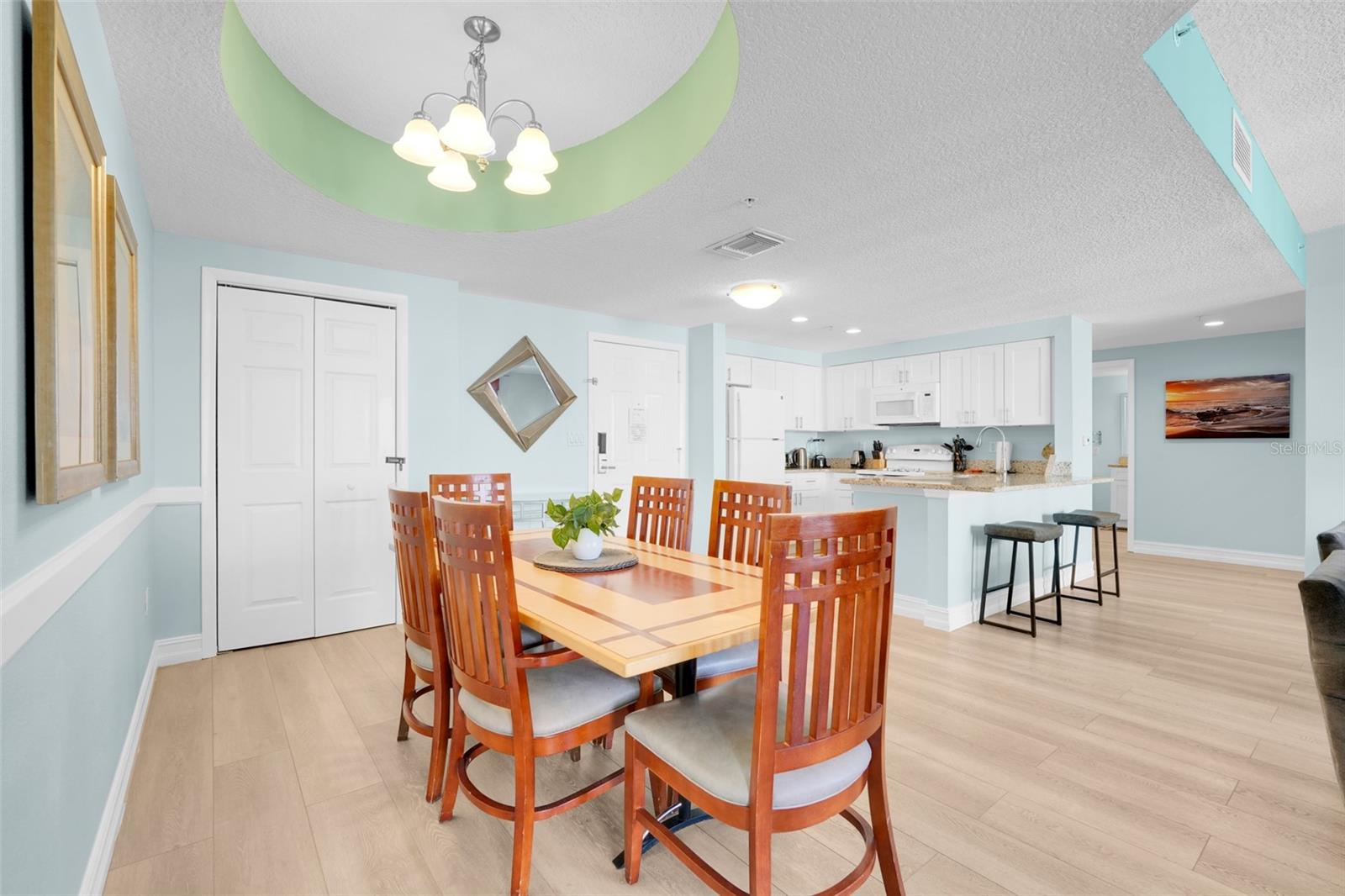 FAIRFIELD DB OCEANWALK 02 - Residential